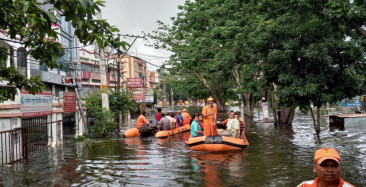 Hindistan’da sel  felaketi yaşanıyor: 27 kişi hayatını kaybetti
